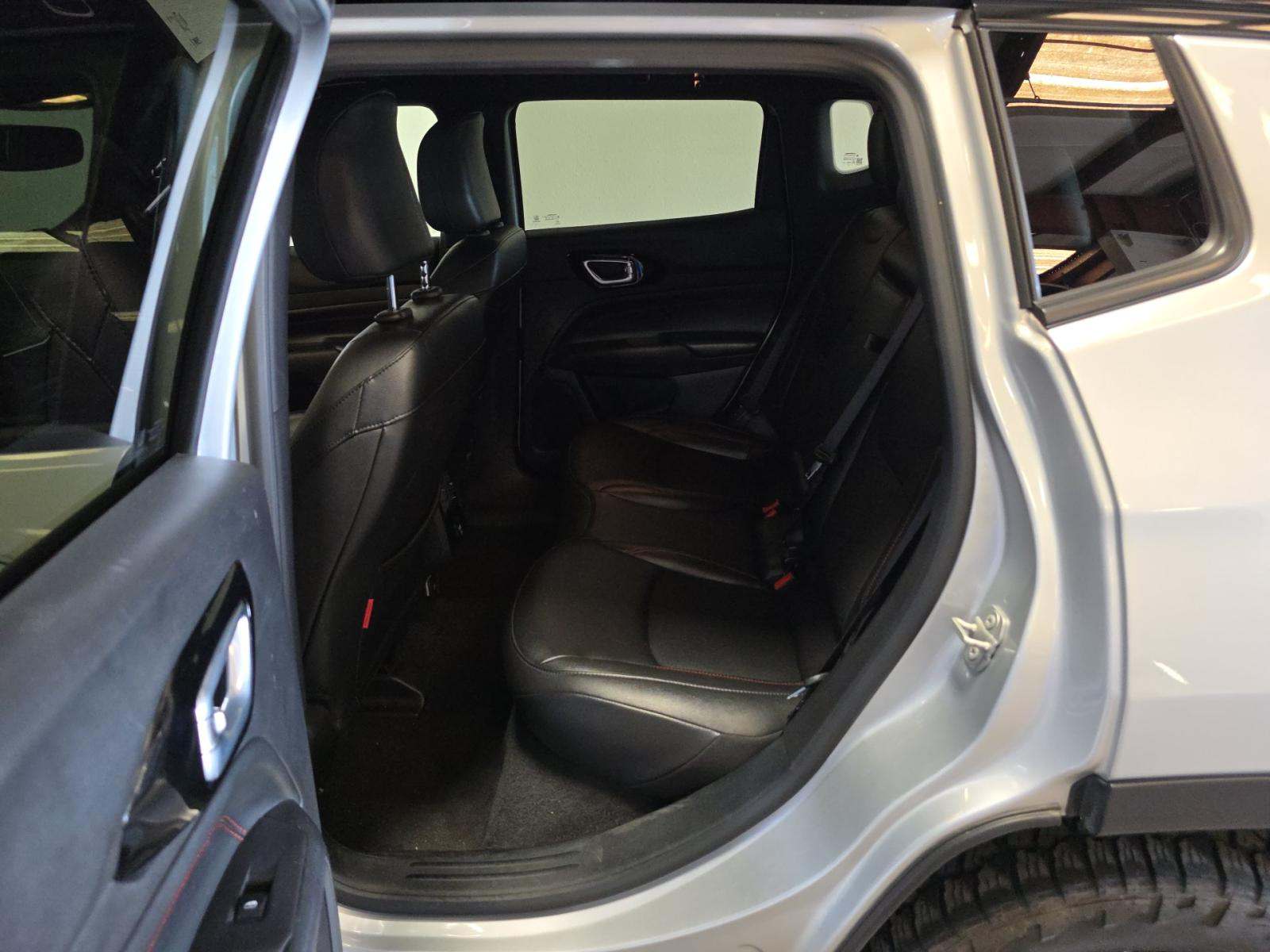 2025 Jeep Compass Trailhawk AWD