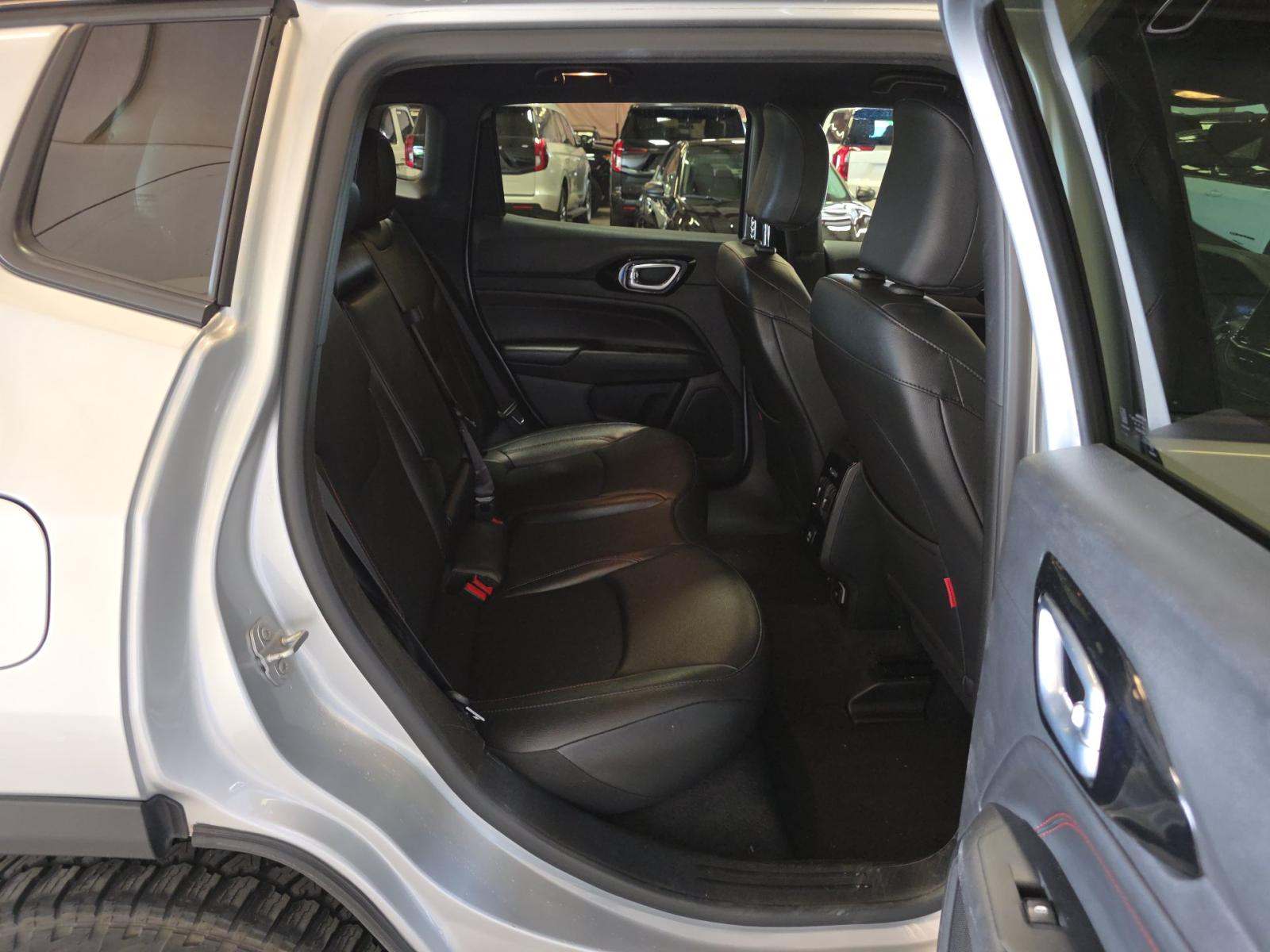 2025 Jeep Compass Trailhawk AWD