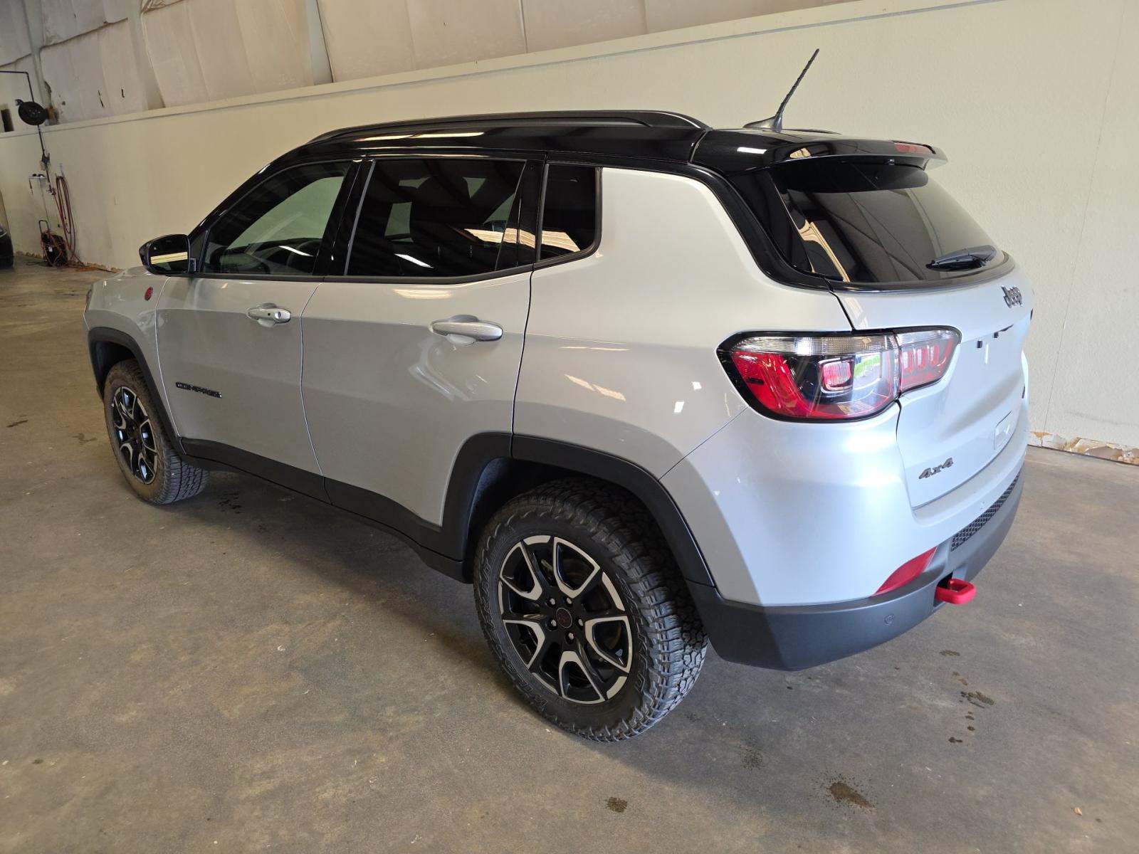 2025 Jeep Compass Trailhawk AWD