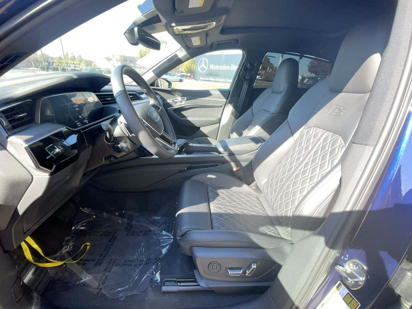 2022 Audi e-tron S Prestige AWD