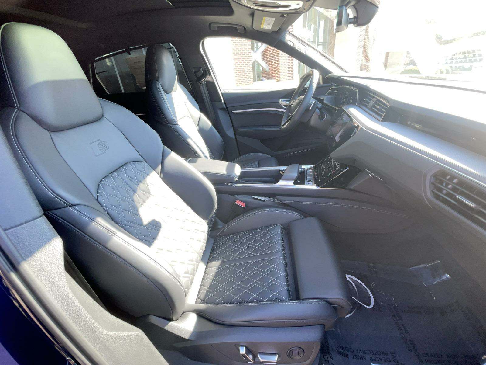 2022 Audi e-tron S Prestige AWD