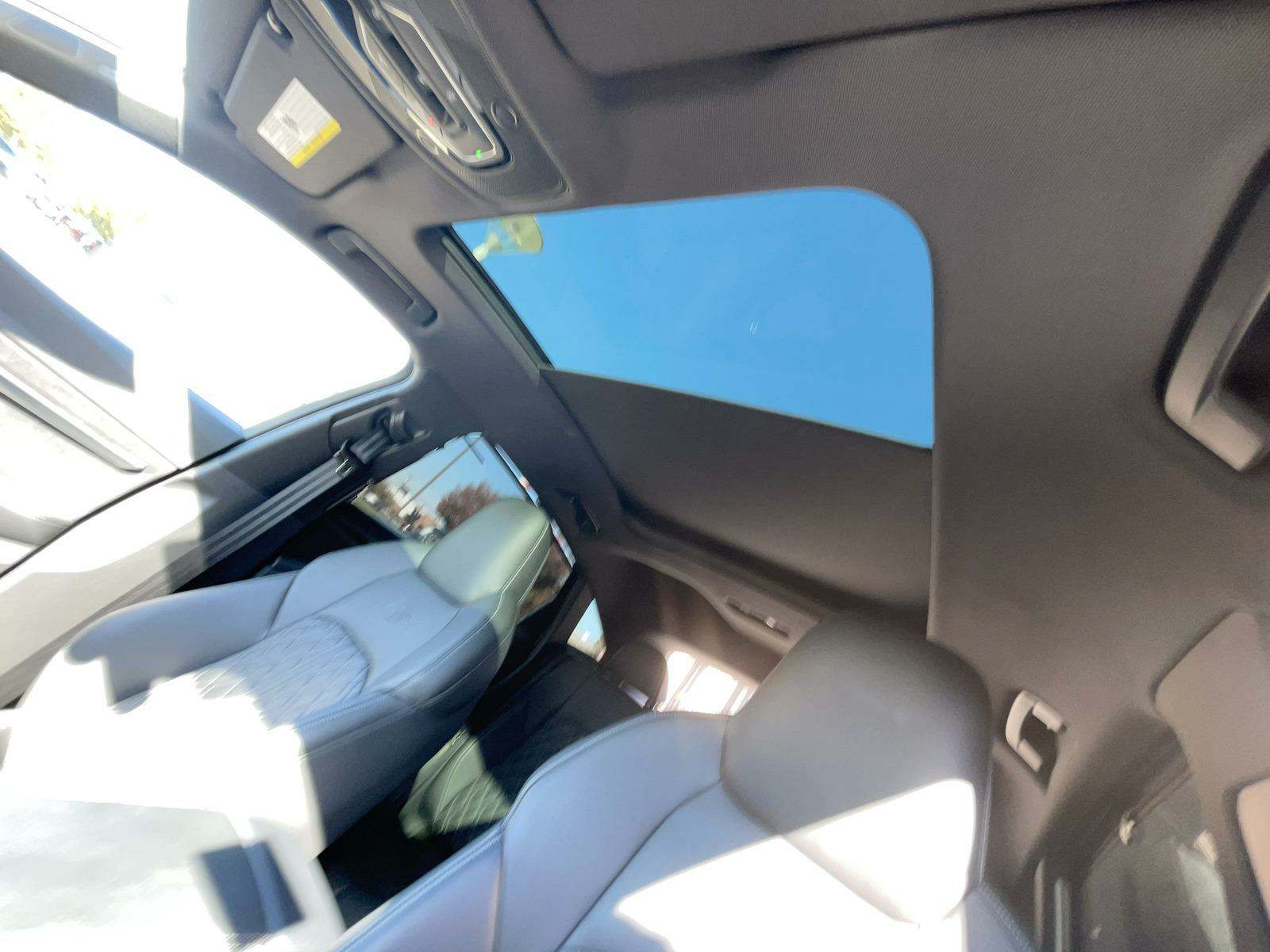 2022 Audi e-tron S Prestige AWD