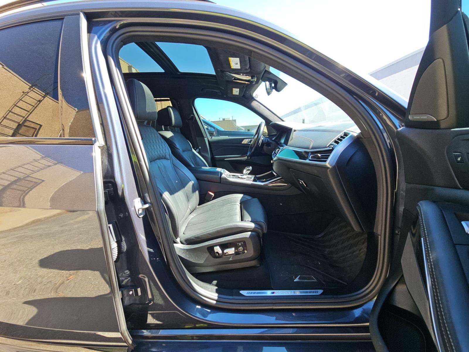 2021 BMW X7 M50i AWD