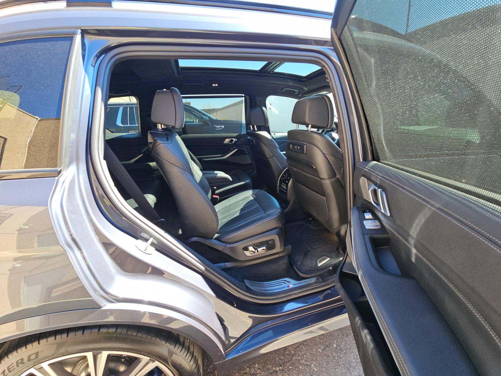 2021 BMW X7 M50i AWD