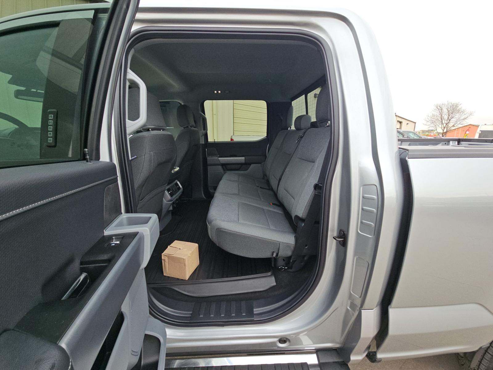 2024 Ford F-150 XLT AWD