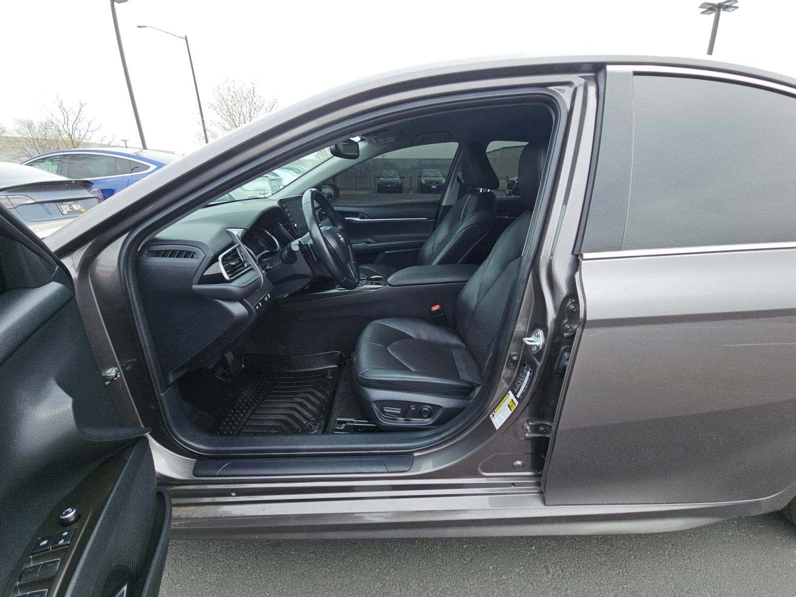 2023 Toyota Camry XSE FWD