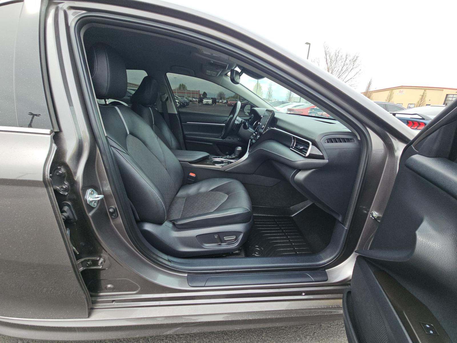 2023 Toyota Camry XSE FWD