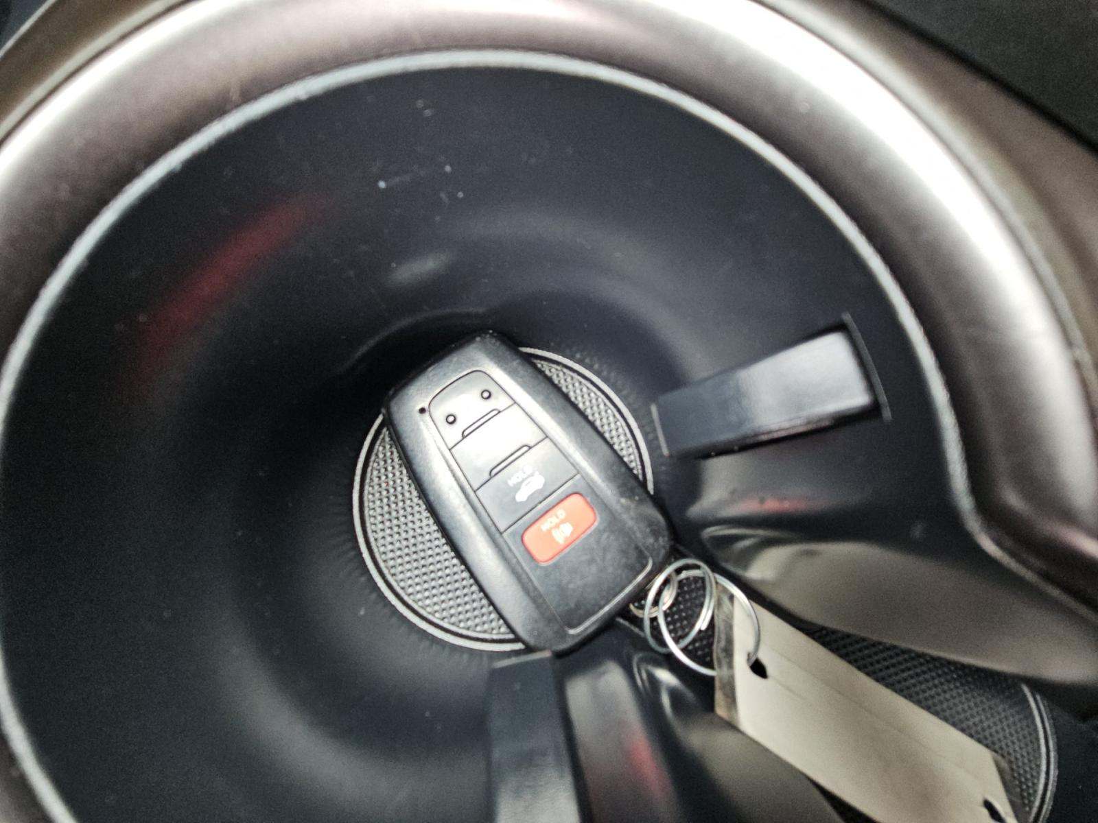 2023 Toyota Camry XSE FWD