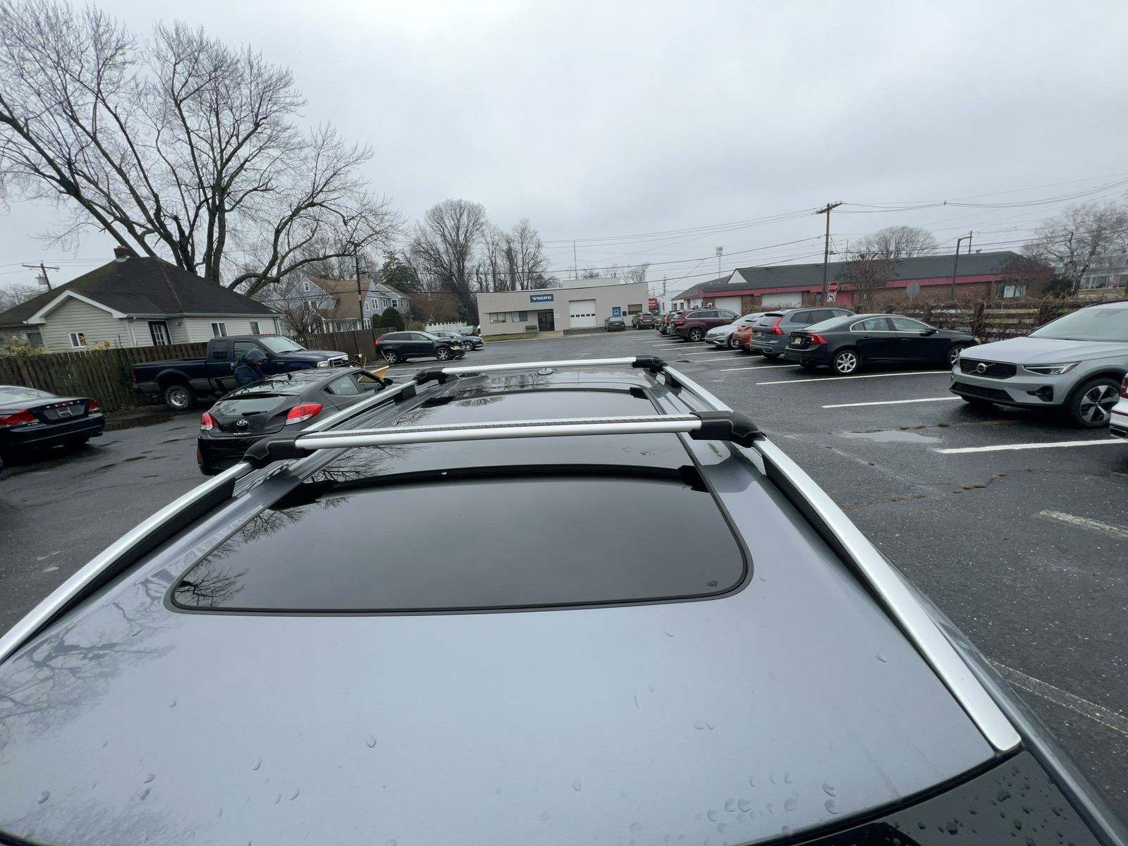 2016 Volvo XC90 T6 Momentum AWD