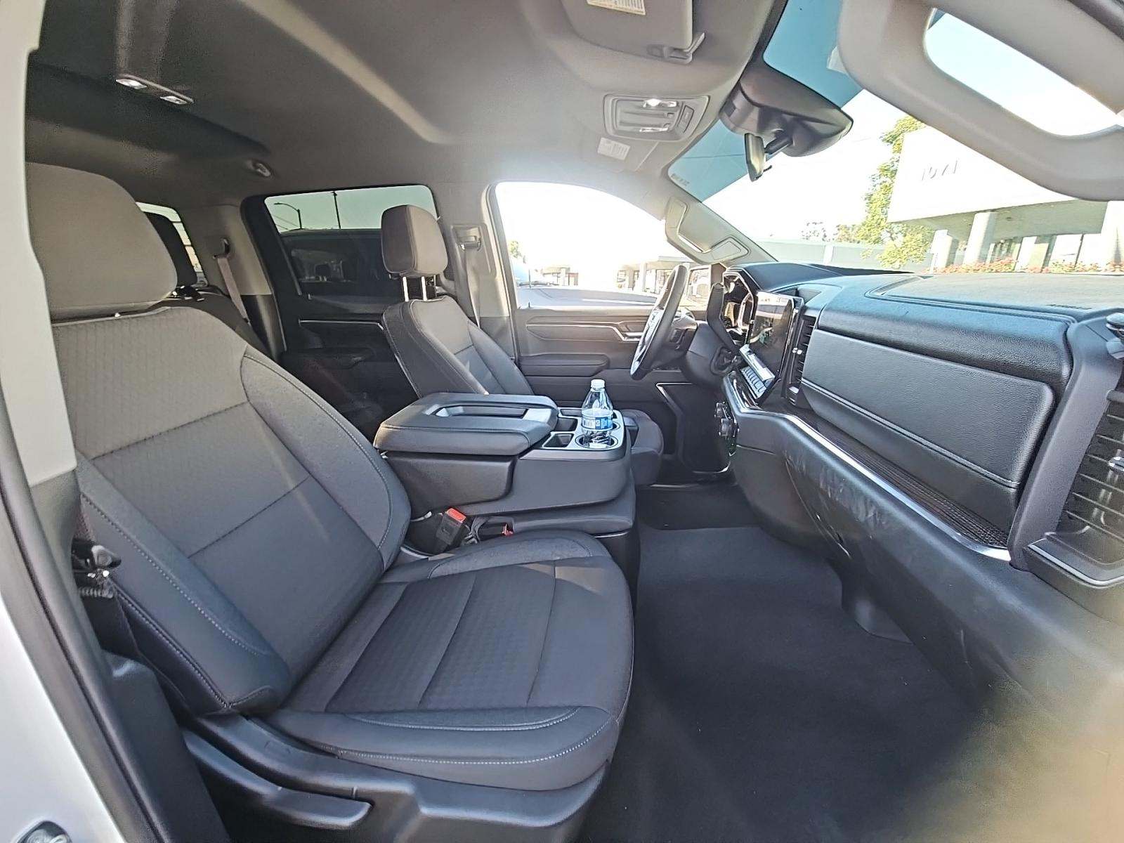 2024 Chevrolet Silverado 1500 LT RWD