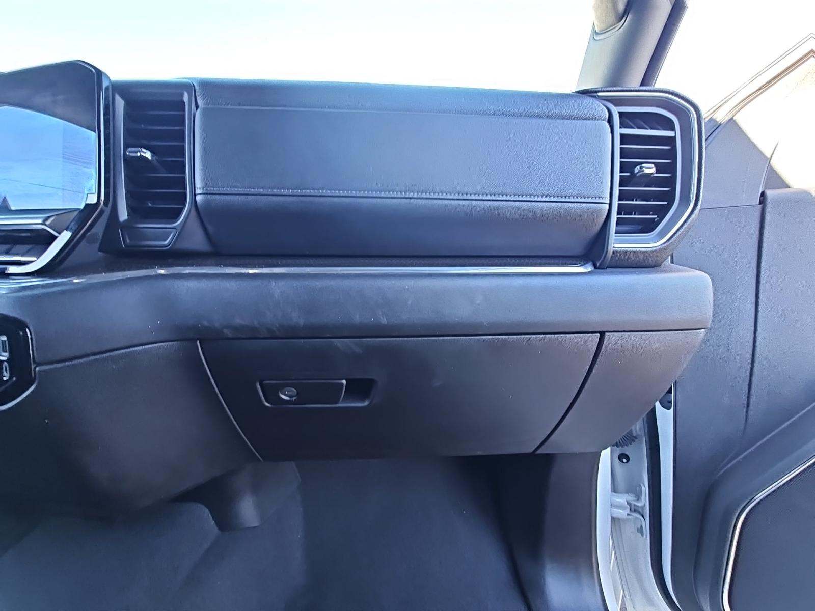 2024 Chevrolet Silverado 1500 LT RWD