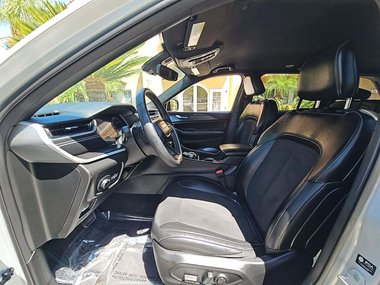 2024 Jeep Grand Cherokee Altitude AWD