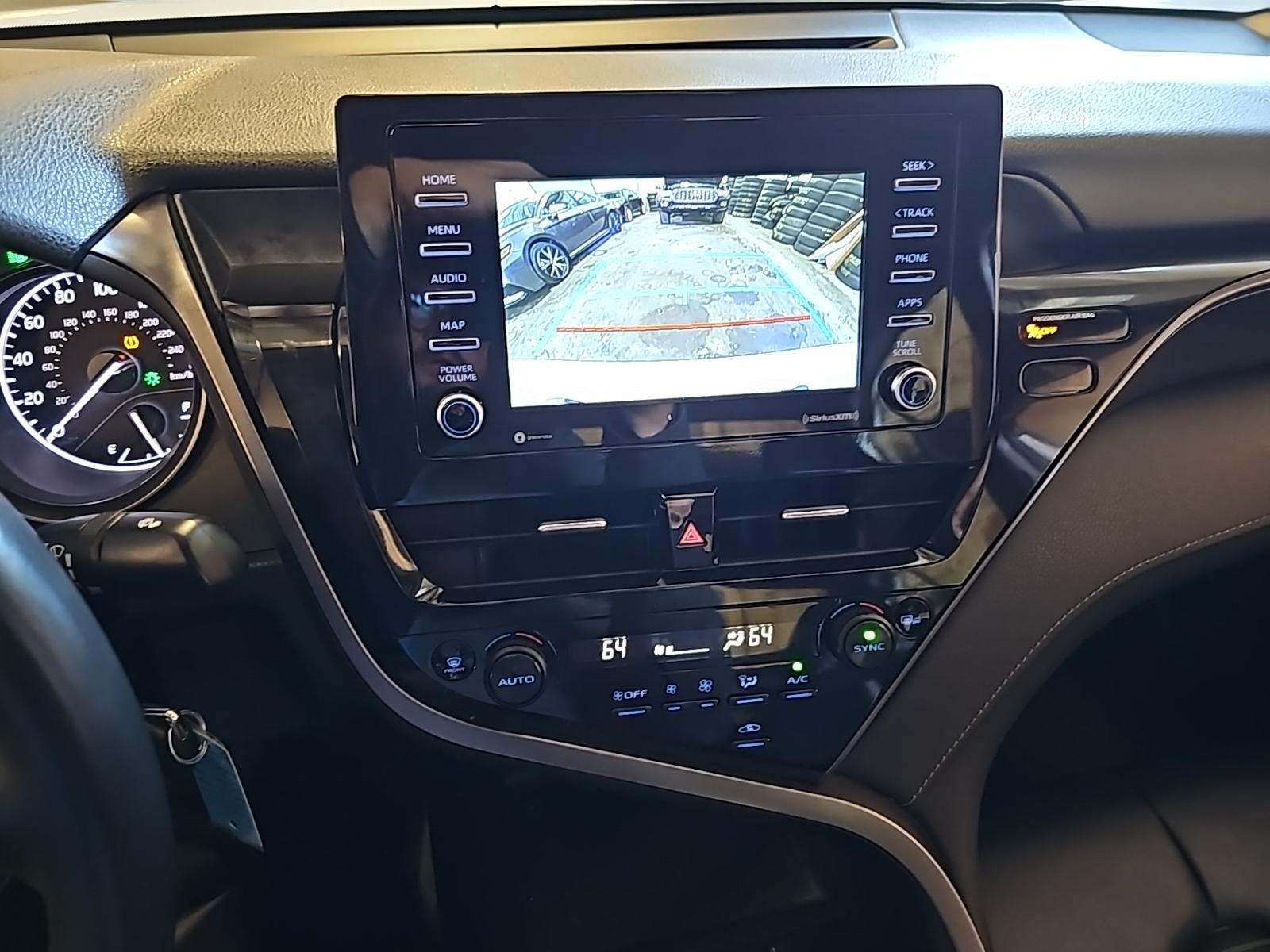 2024 Toyota Camry SE FWD