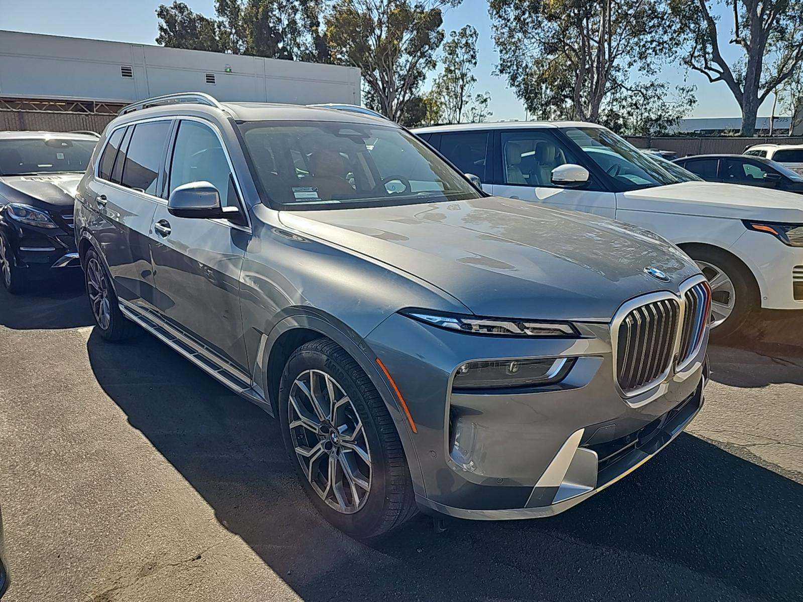 2023 BMW X7 xDrive40i AWD