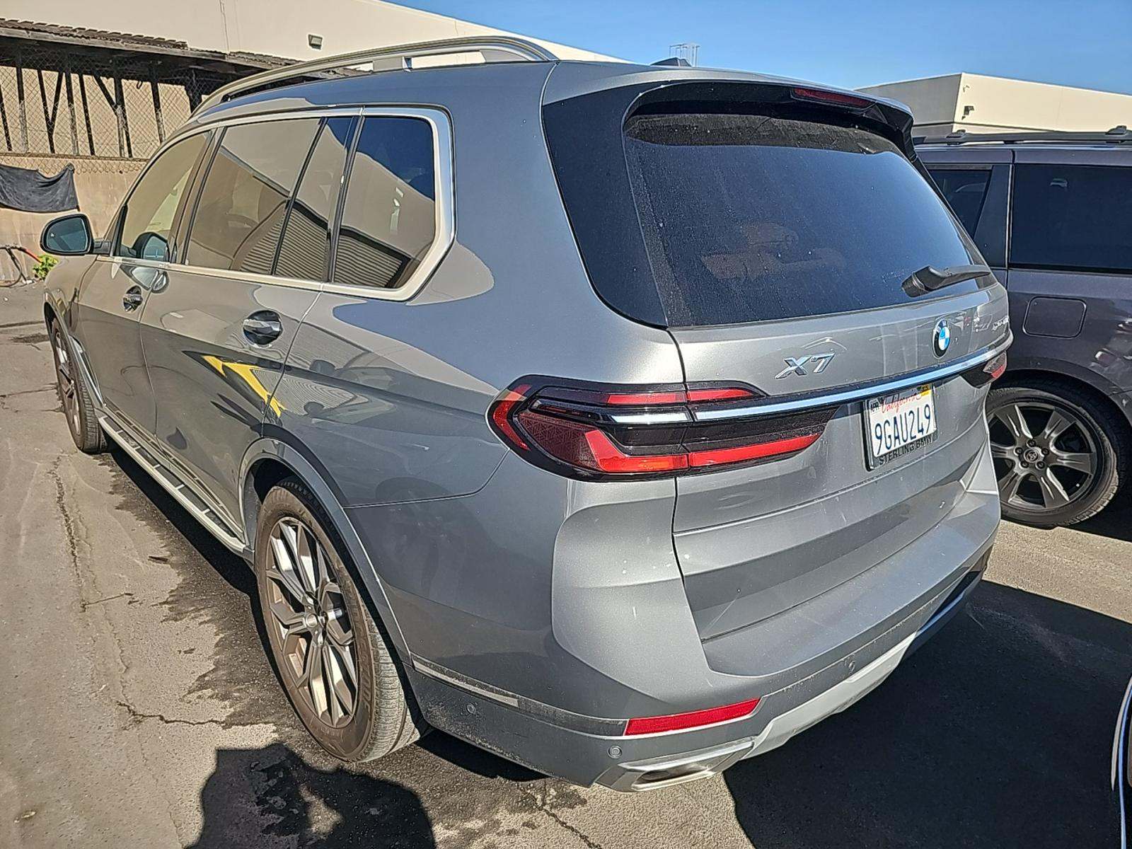 2023 BMW X7 xDrive40i AWD