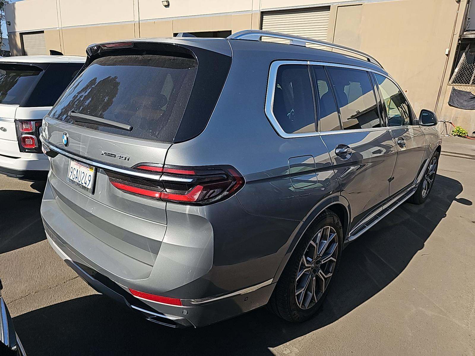 2023 BMW X7 xDrive40i AWD