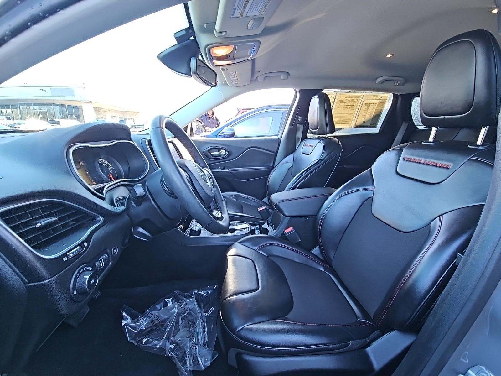 2023 Jeep Cherokee Trailhawk AWD