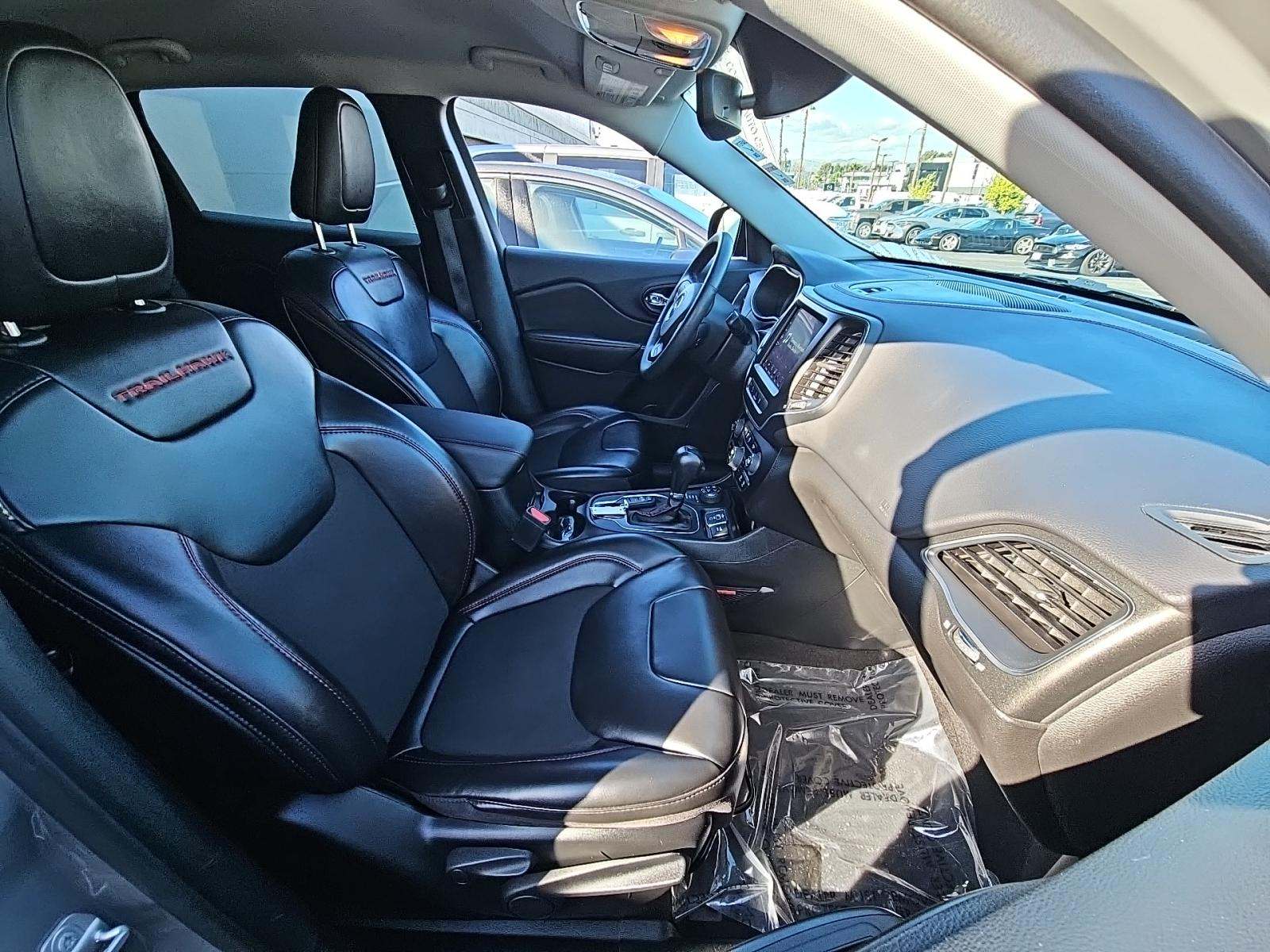 2023 Jeep Cherokee Trailhawk AWD