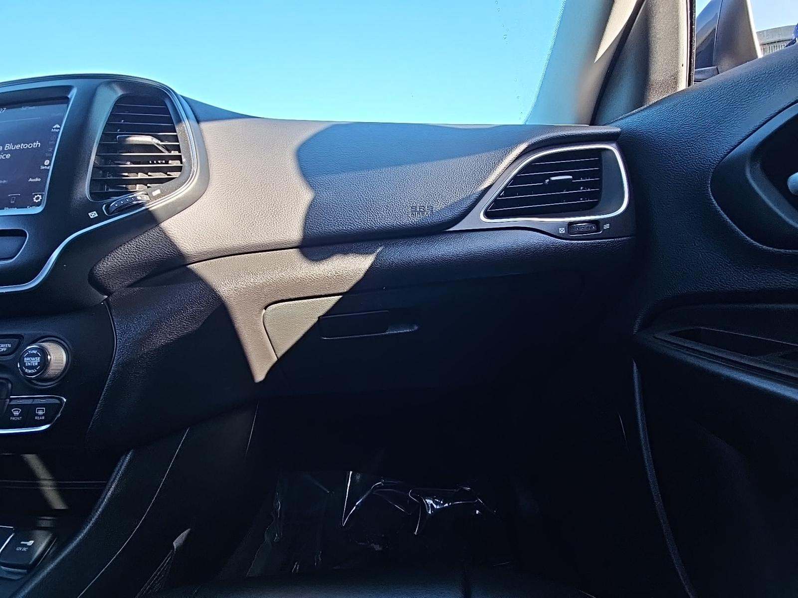 2023 Jeep Cherokee Trailhawk AWD