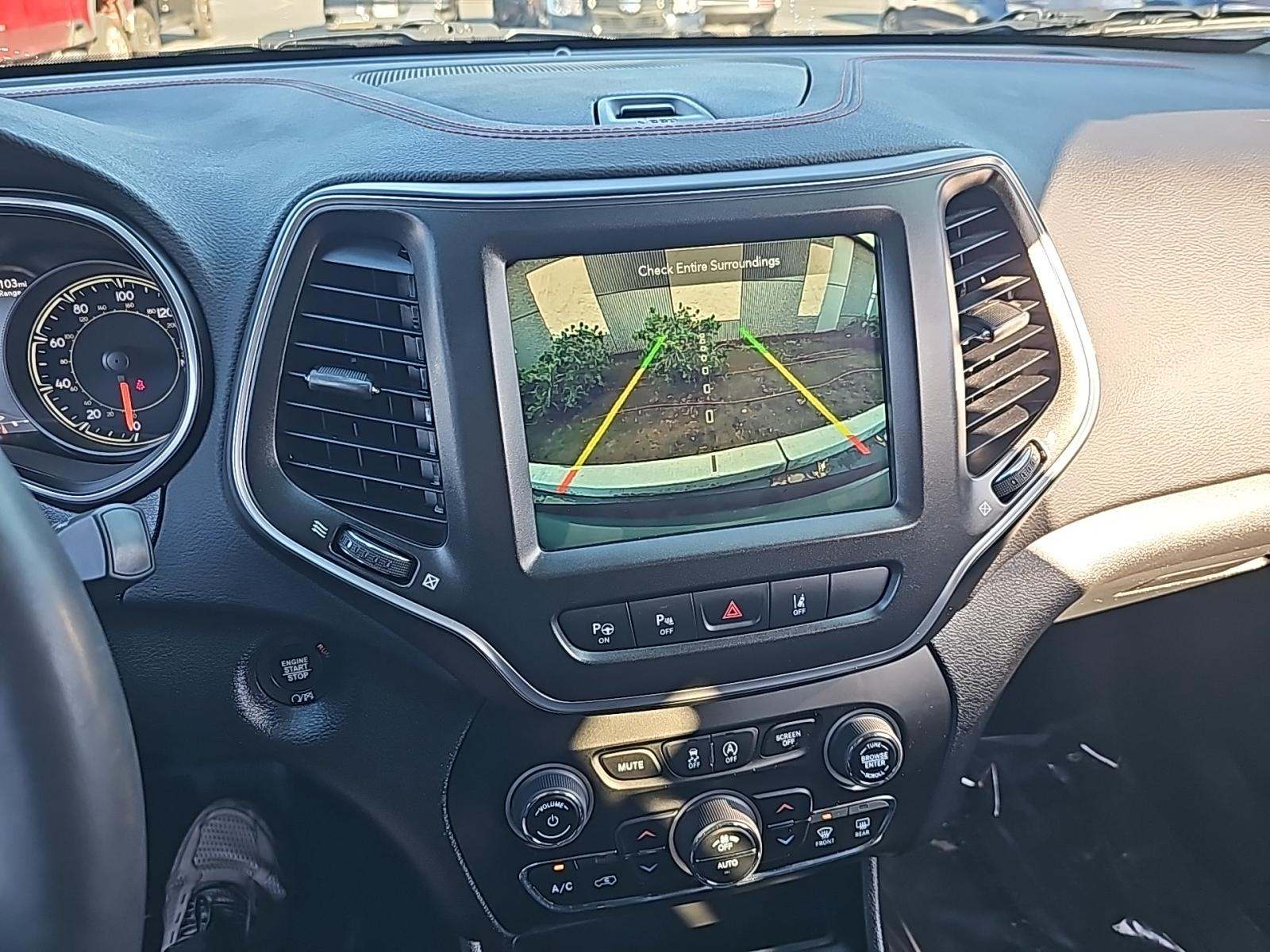 2023 Jeep Cherokee Trailhawk AWD