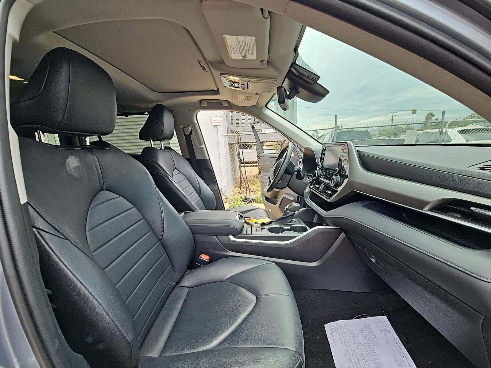 2020 Toyota Highlander Hybrid XLE FWD