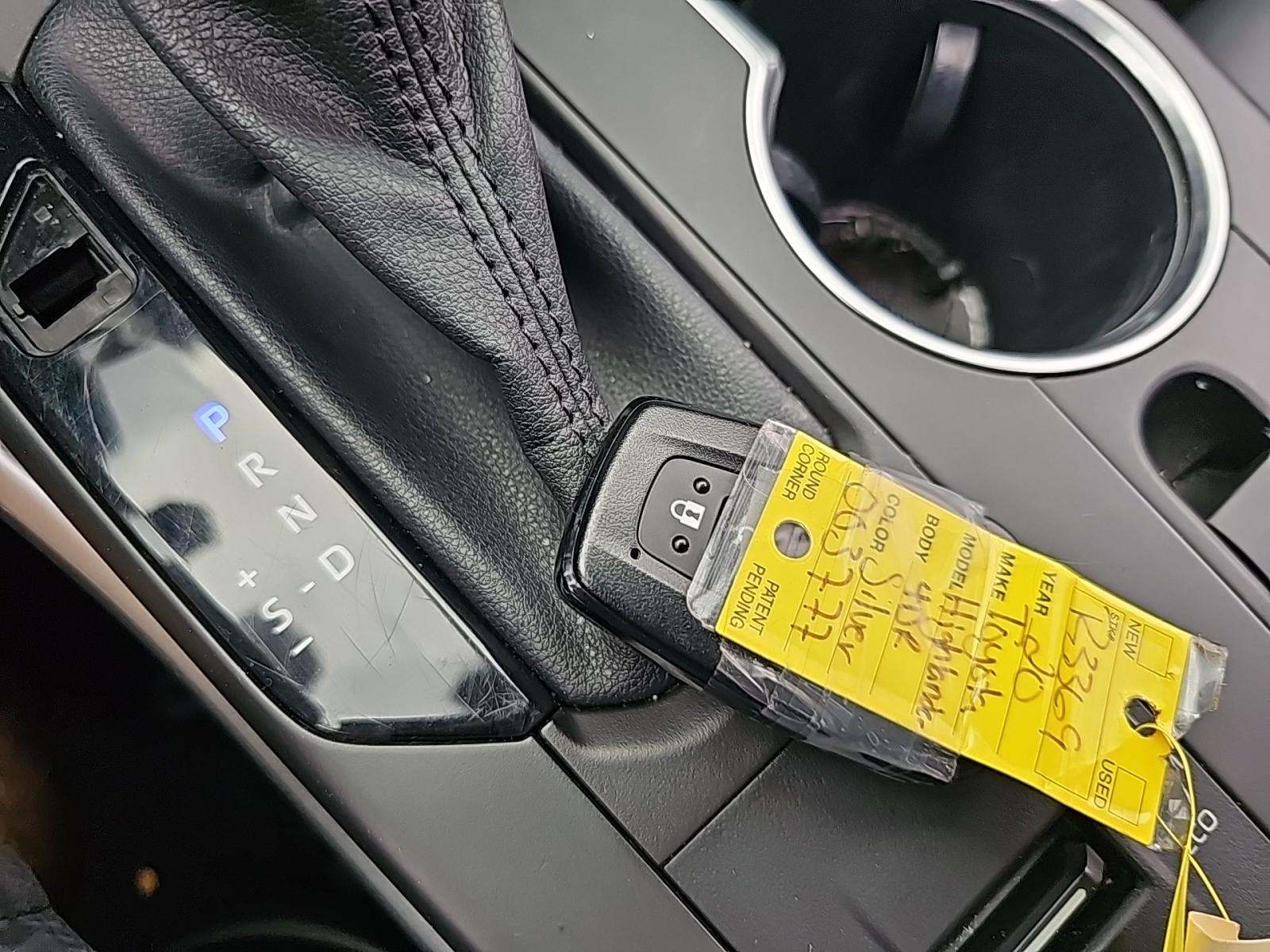 2020 Toyota Highlander Hybrid XLE FWD