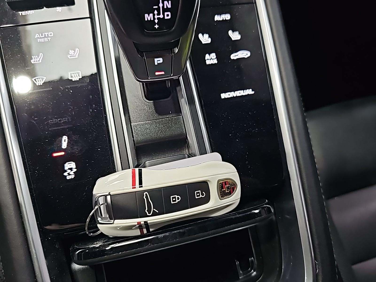 2019 Porsche Panamera E-Hybrid Turbo S AWD