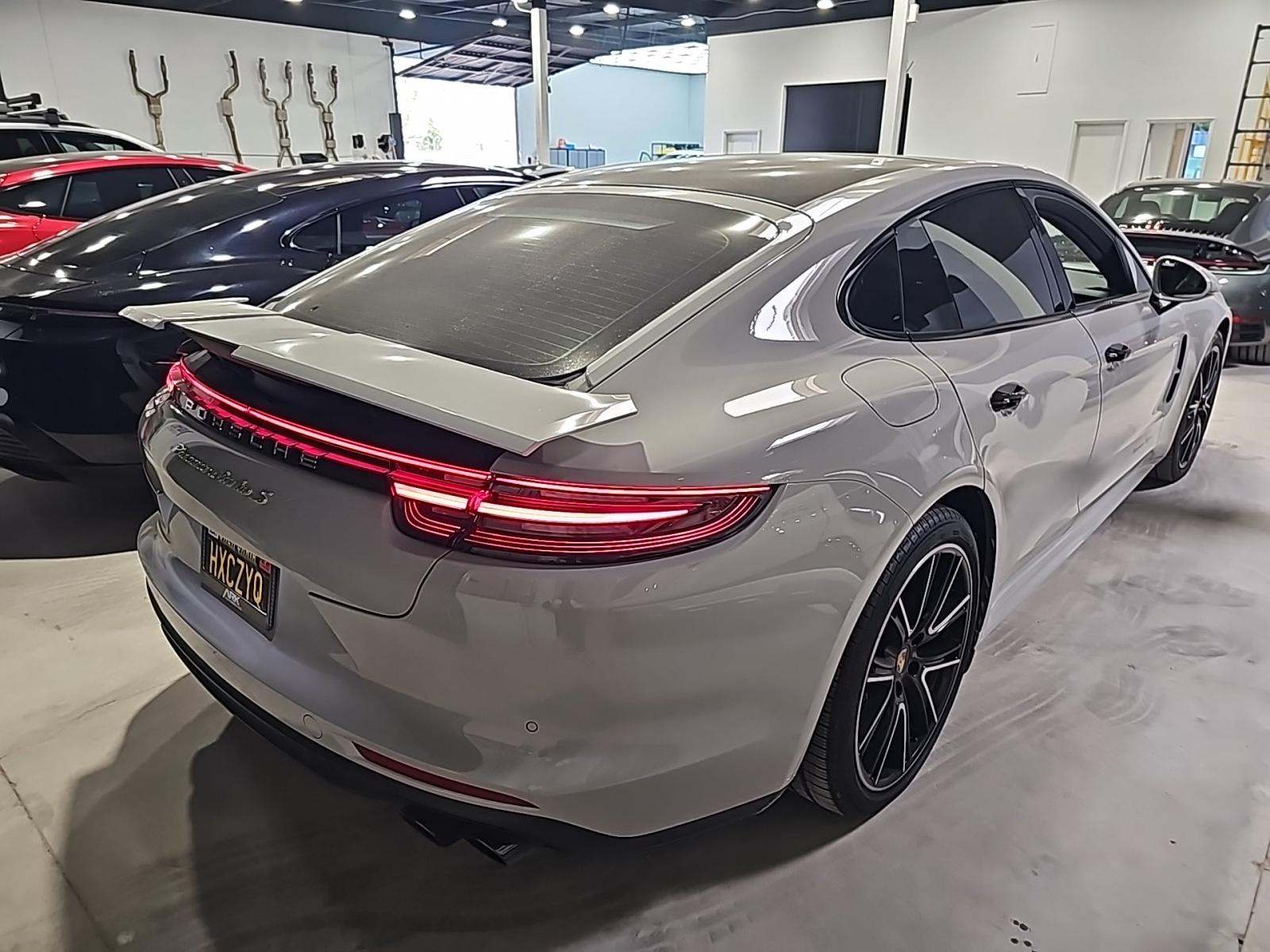 2019 Porsche Panamera E-Hybrid Turbo S AWD