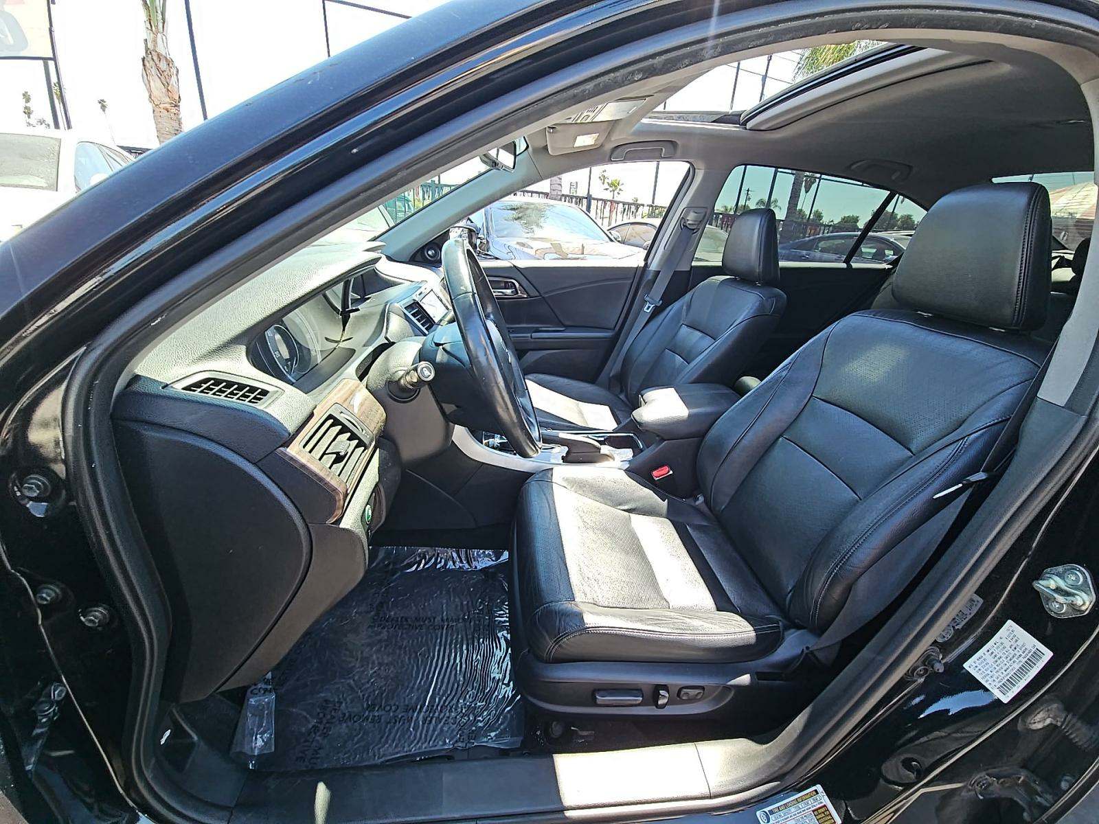 2017 Honda Accord Touring FWD