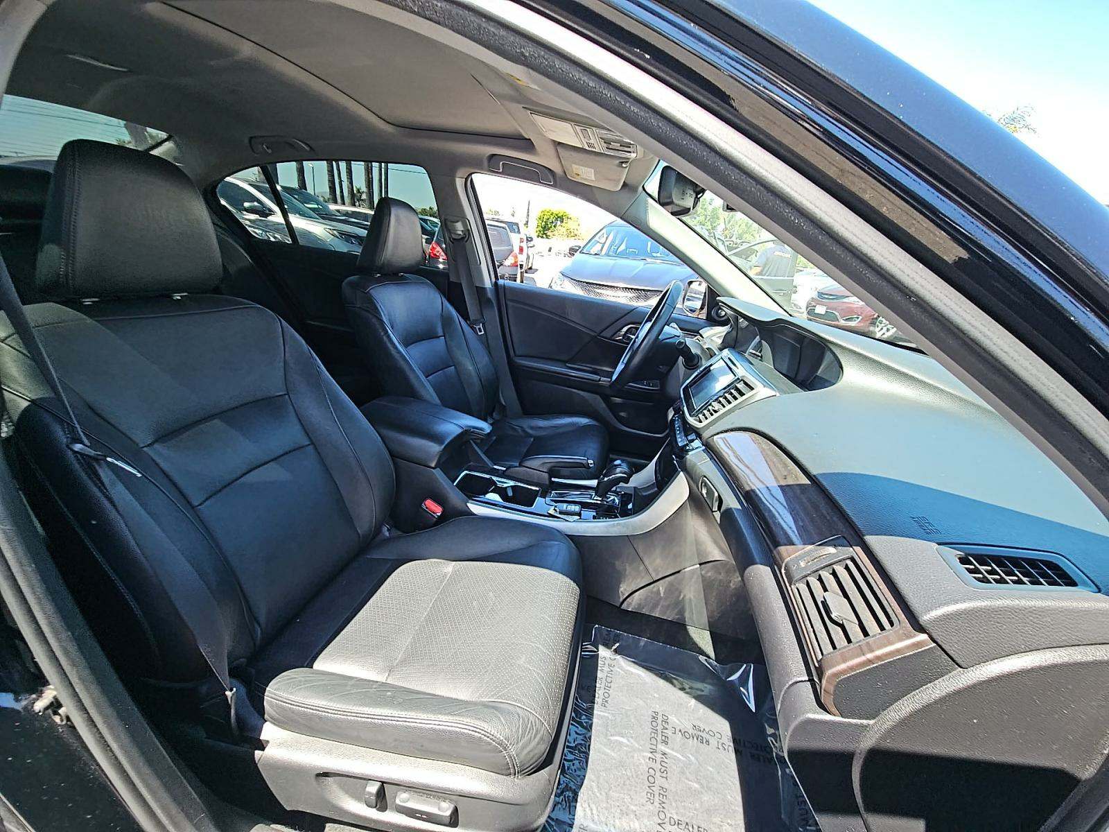 2017 Honda Accord Touring FWD