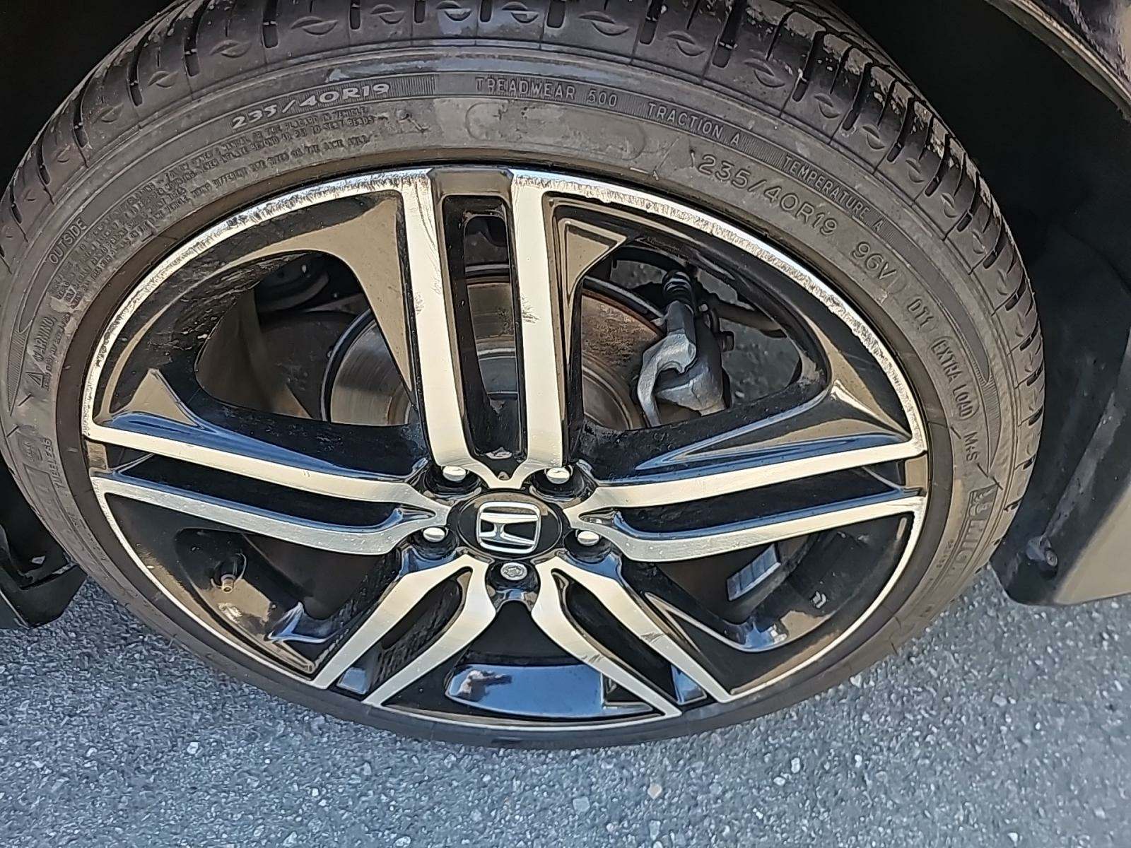 2017 Honda Accord Touring FWD