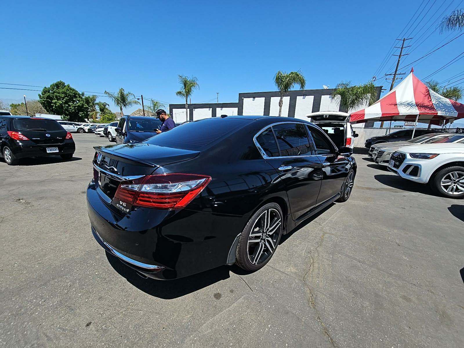 2017 Honda Accord Touring FWD