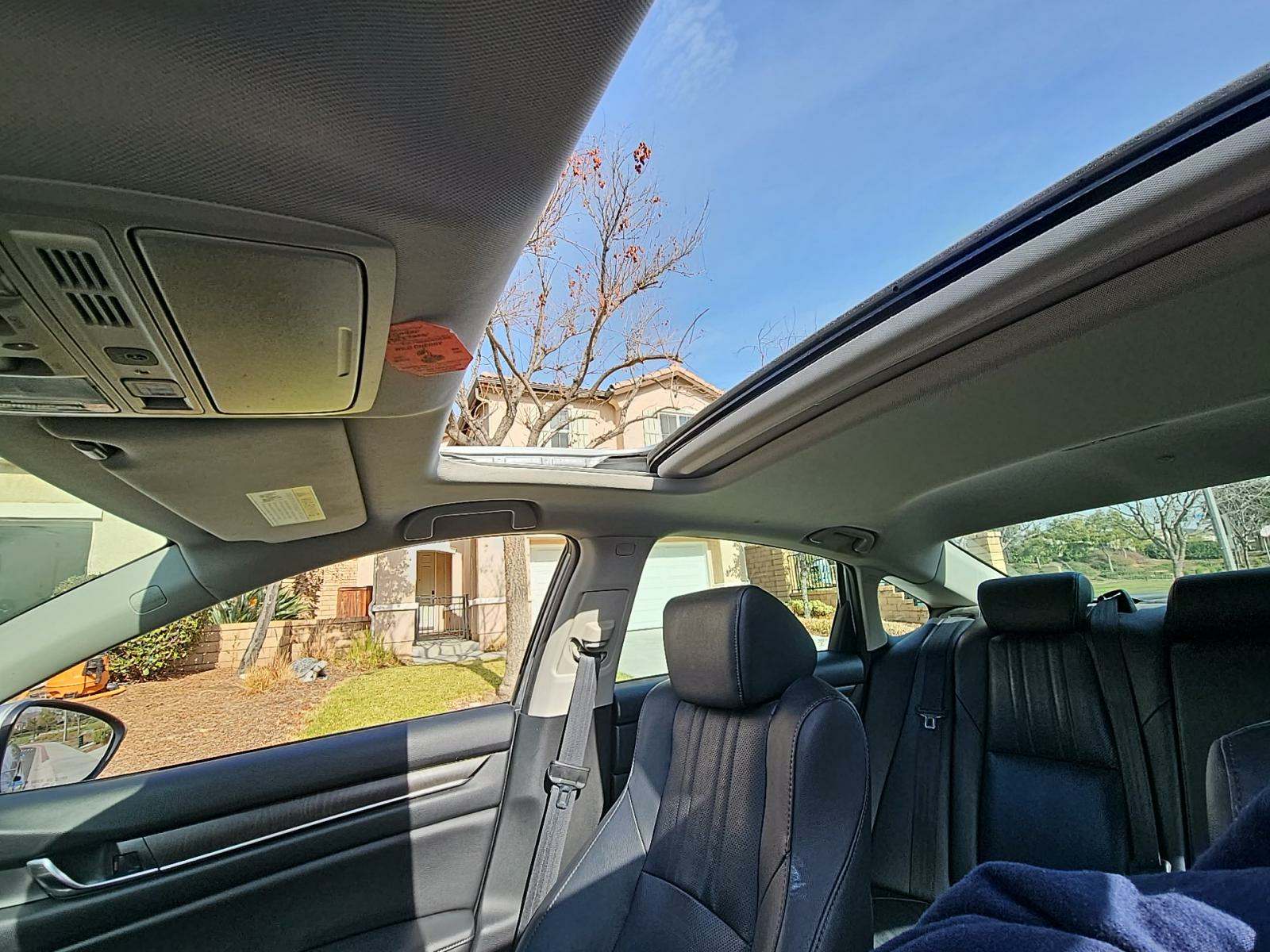 2019 Honda Accord Touring FWD