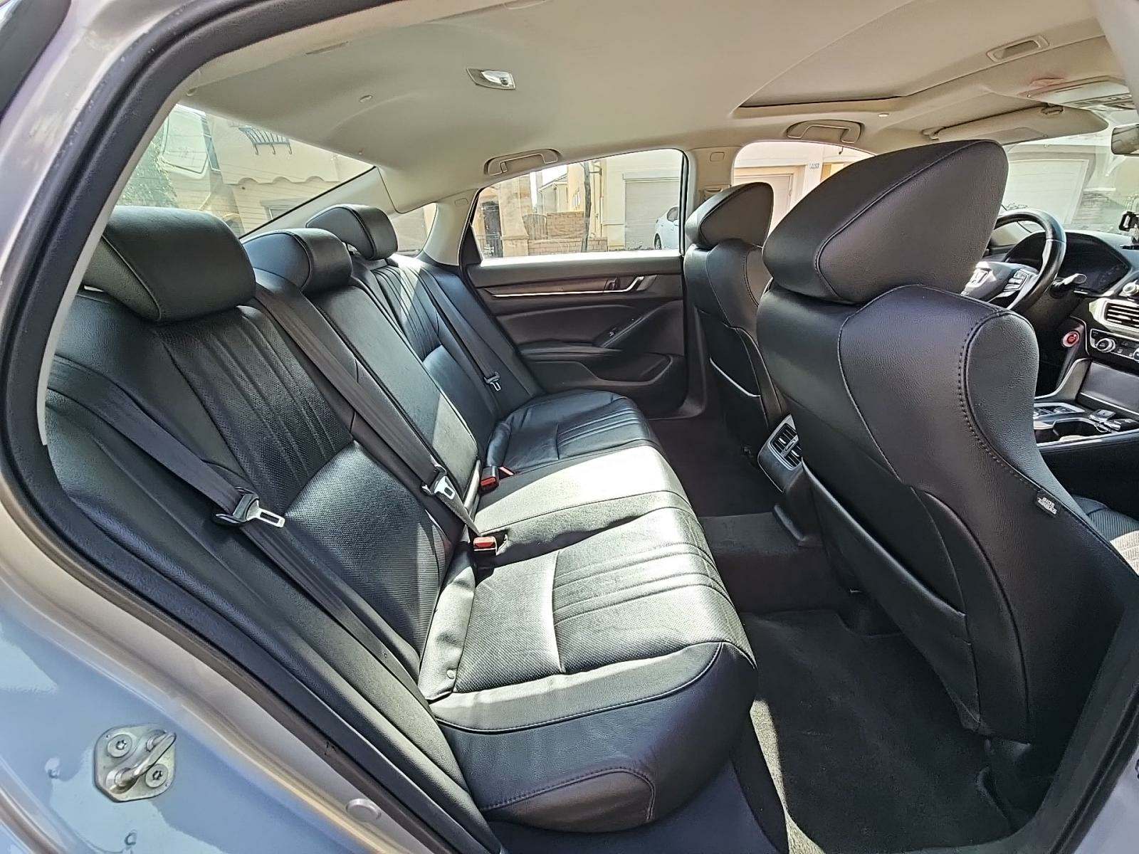 2019 Honda Accord Touring FWD