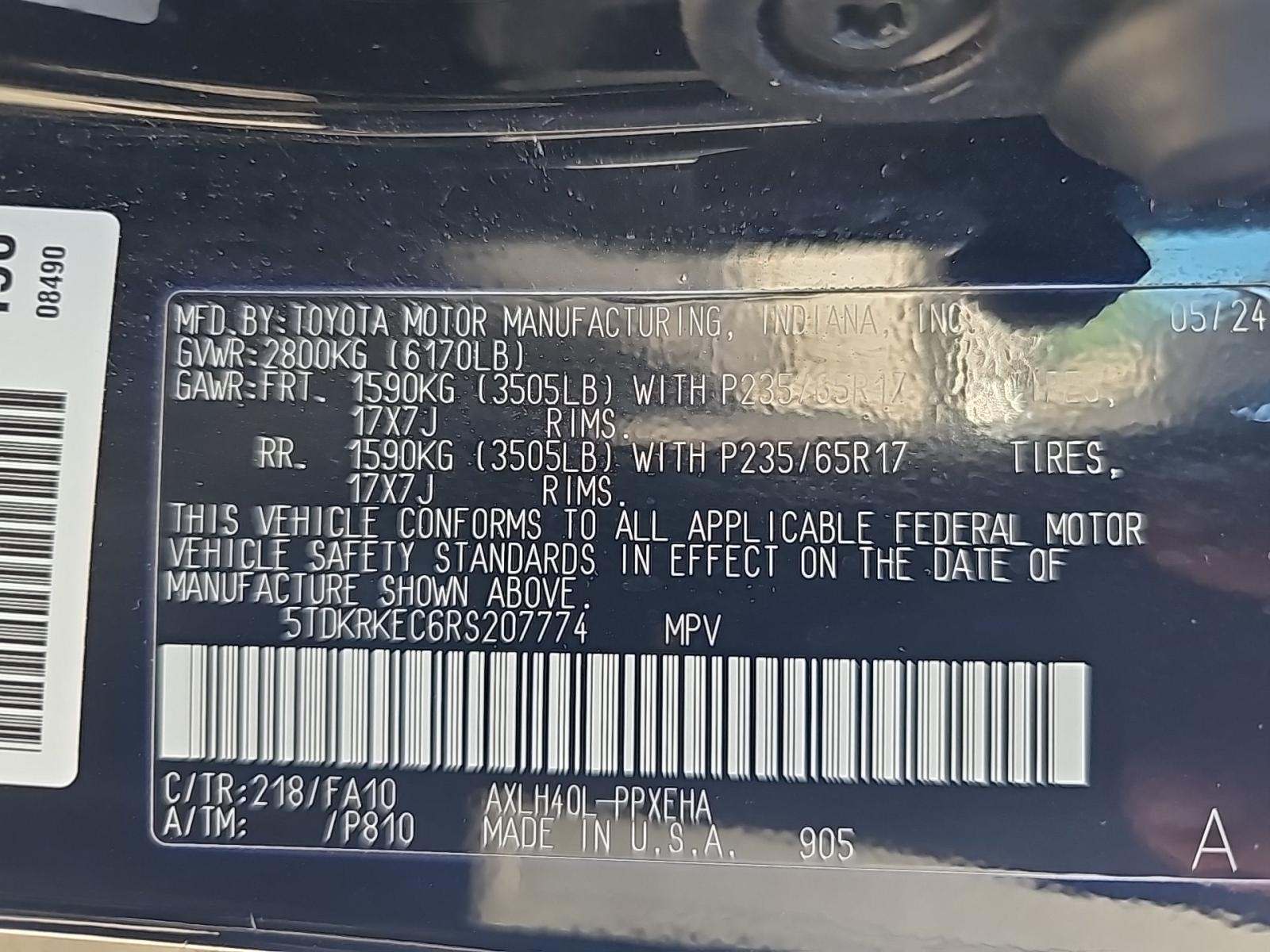 2024 Toyota Sienna LE FWD