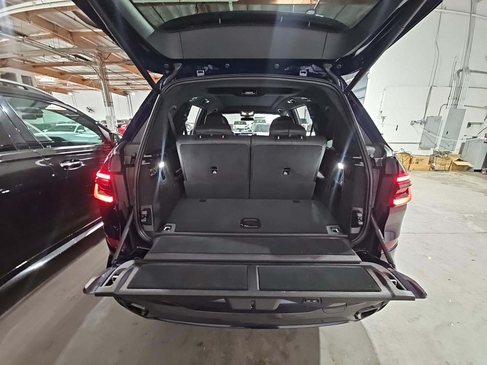 2024 BMW X7 M60i AWD