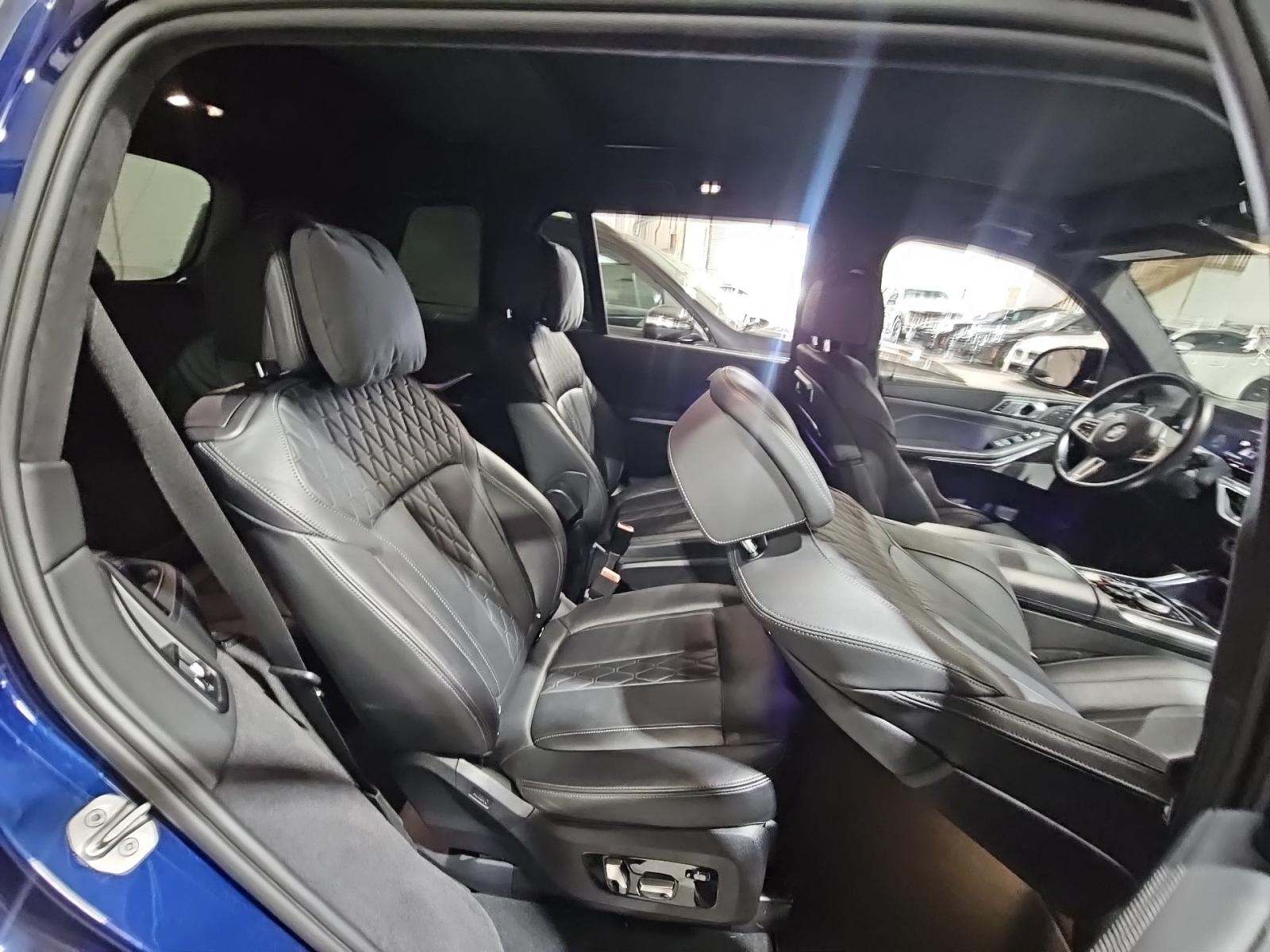 2024 BMW X7 M60i AWD