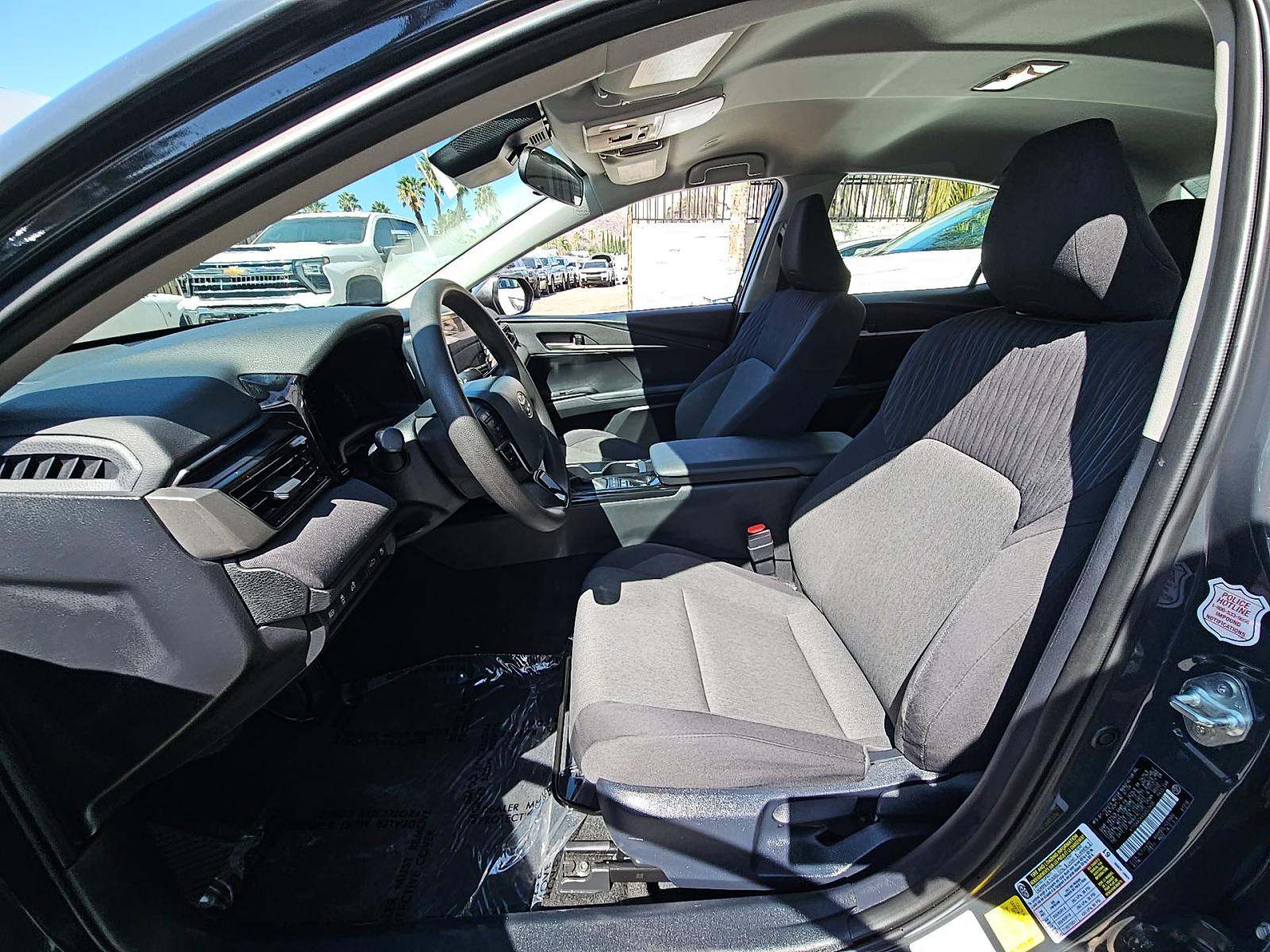 2025 Toyota Camry LE FWD