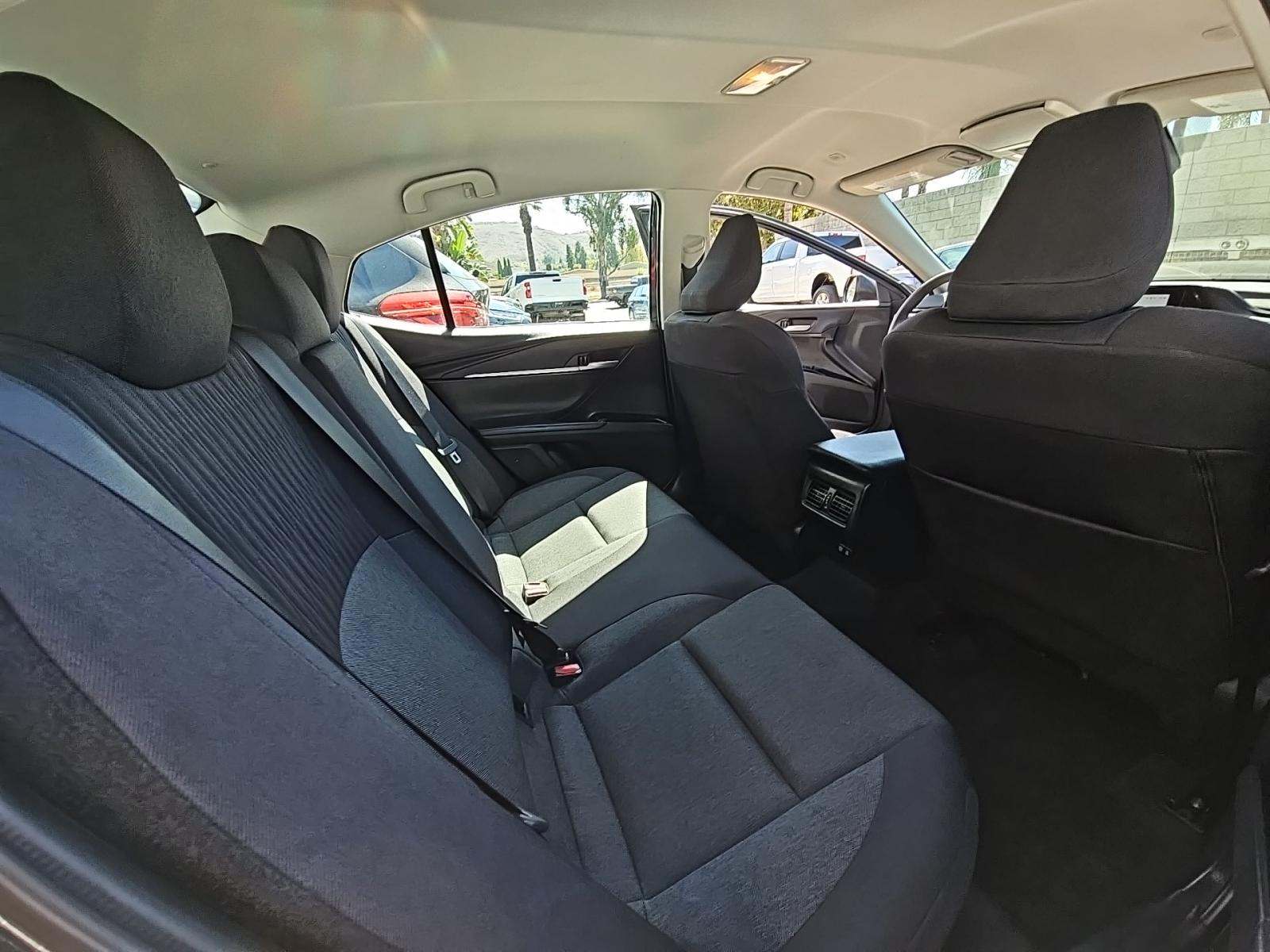 2025 Toyota Camry LE FWD