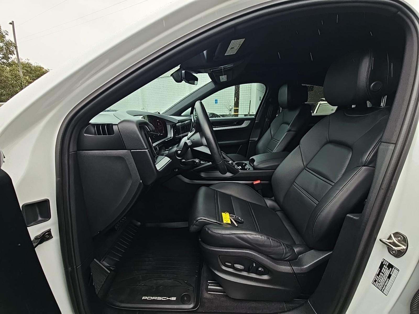 2024 Porsche Cayenne Base AWD