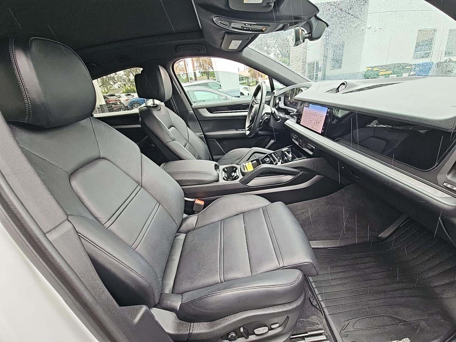 2024 Porsche Cayenne Base AWD