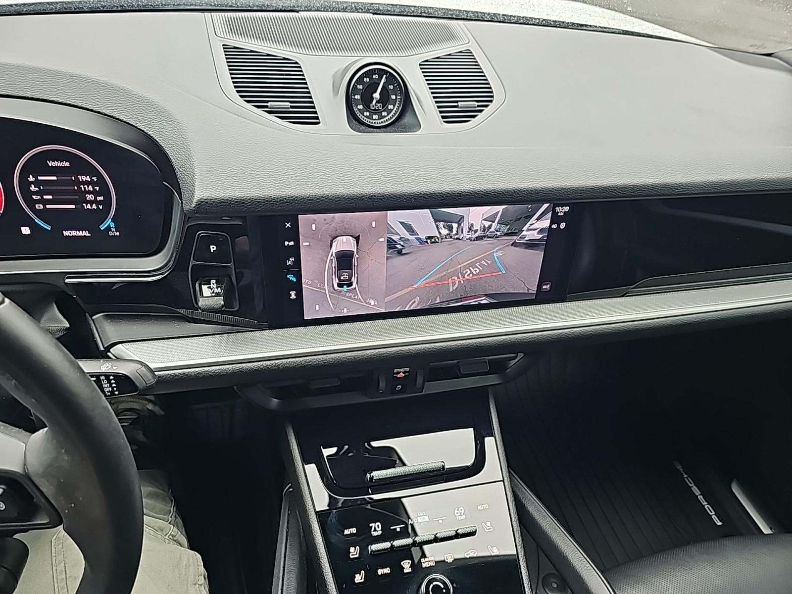 2024 Porsche Cayenne Base AWD