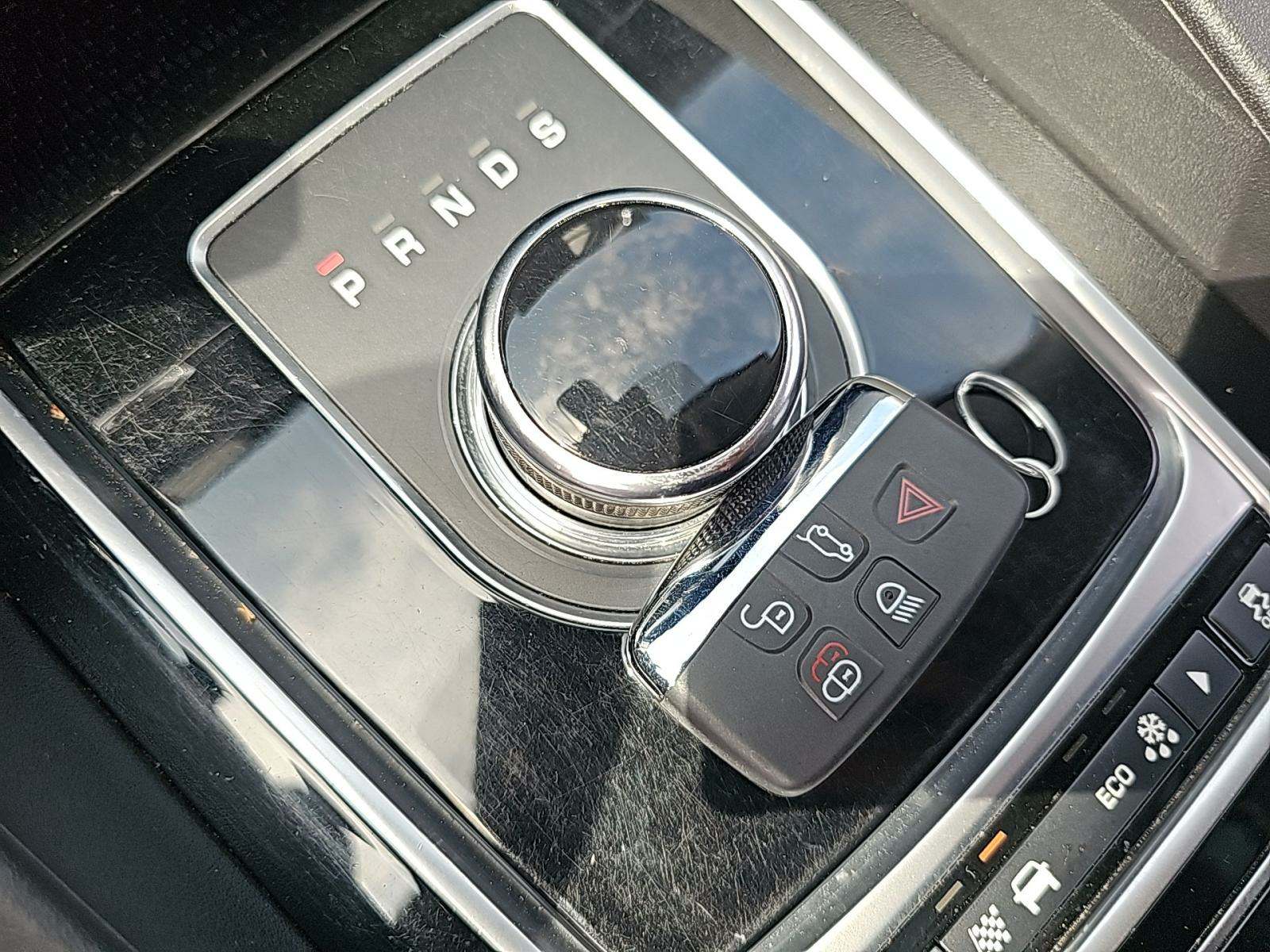 2017 Jaguar F-PACE 35t Premium AWD