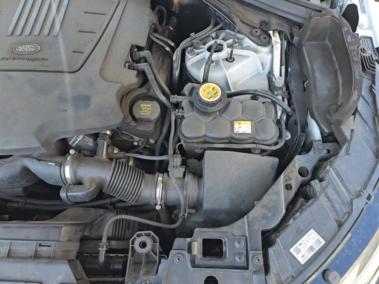 2018 Land Rover Range Rover Velar R-Dynamic SE AWD