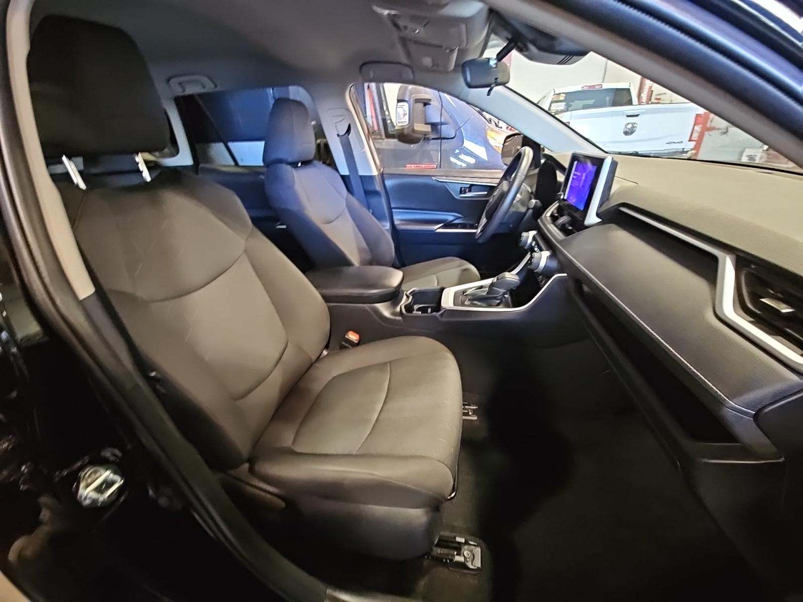 2025 Toyota RAV4 XLE FWD