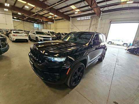 2023 Jeep Grand Cherokee Altitude AWD