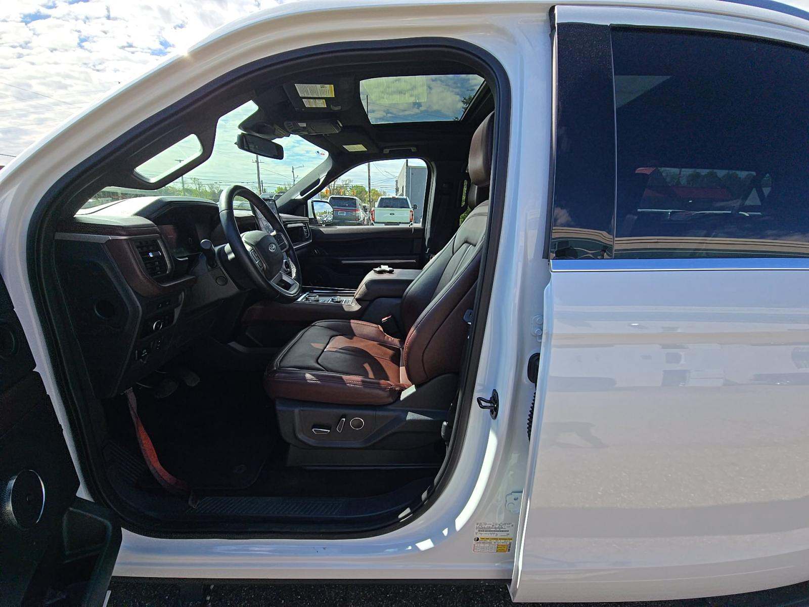 FORD EXPEDITION MAX - 2