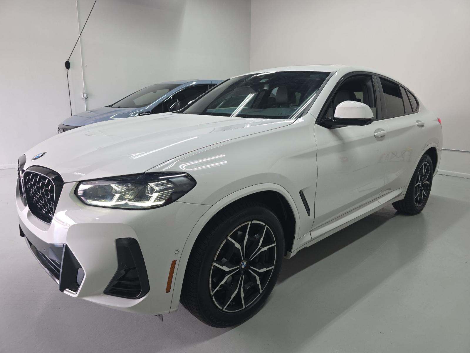 2023 BMW X4 xDrive30i AWD