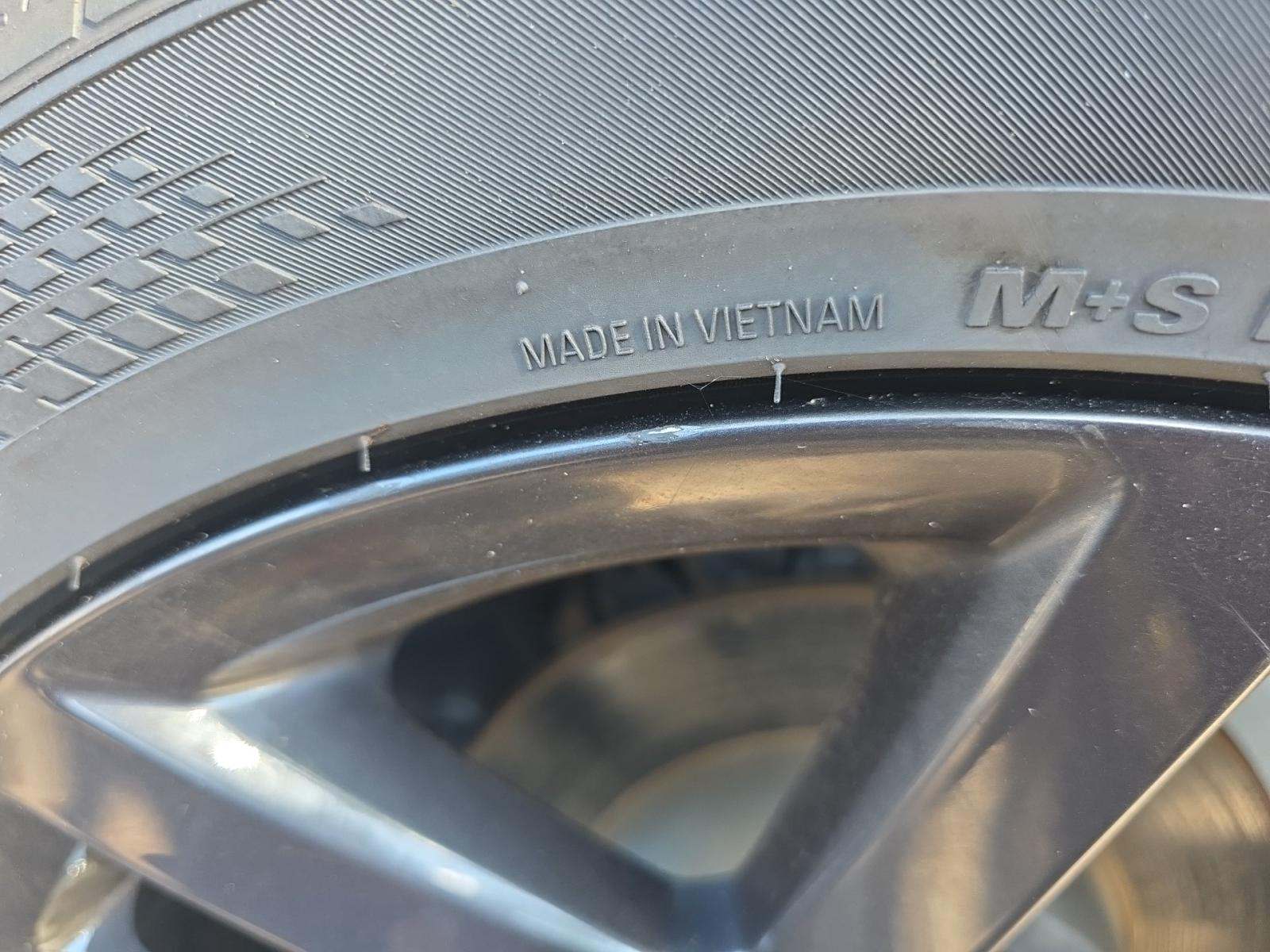 2022 Dodge Challenger SXT RWD