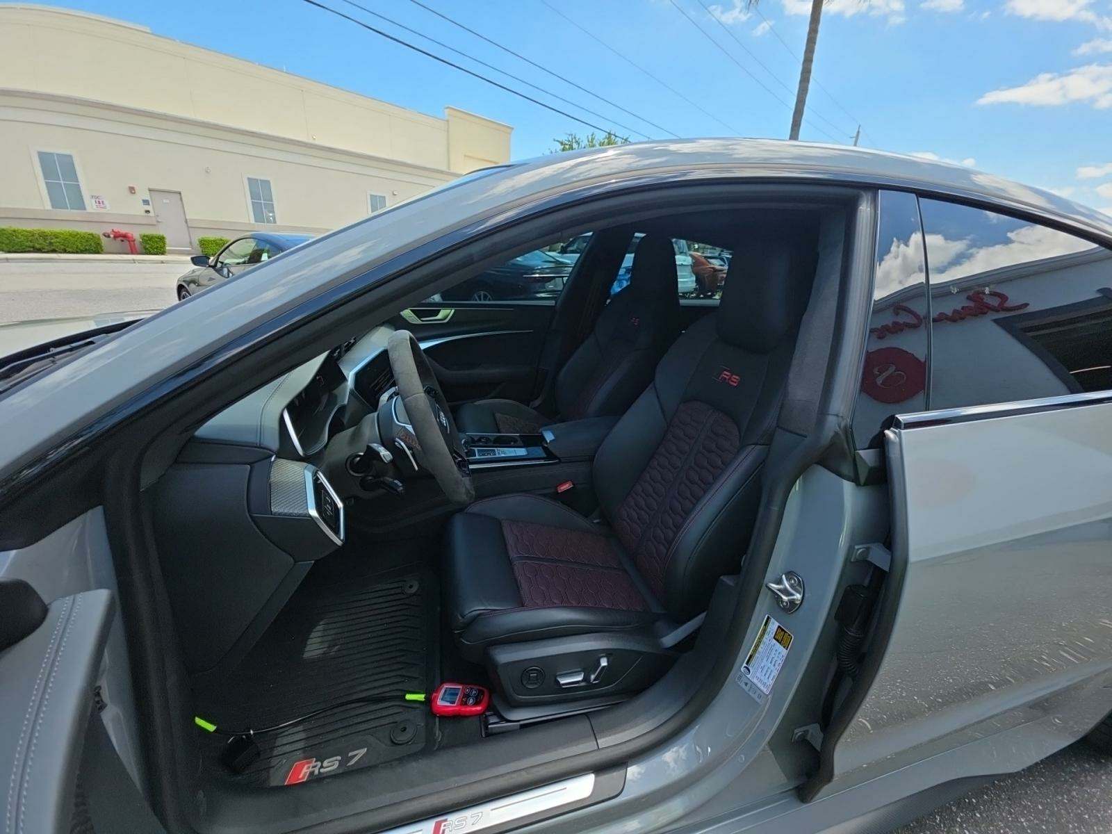 2024 Audi RS 7 performance AWD